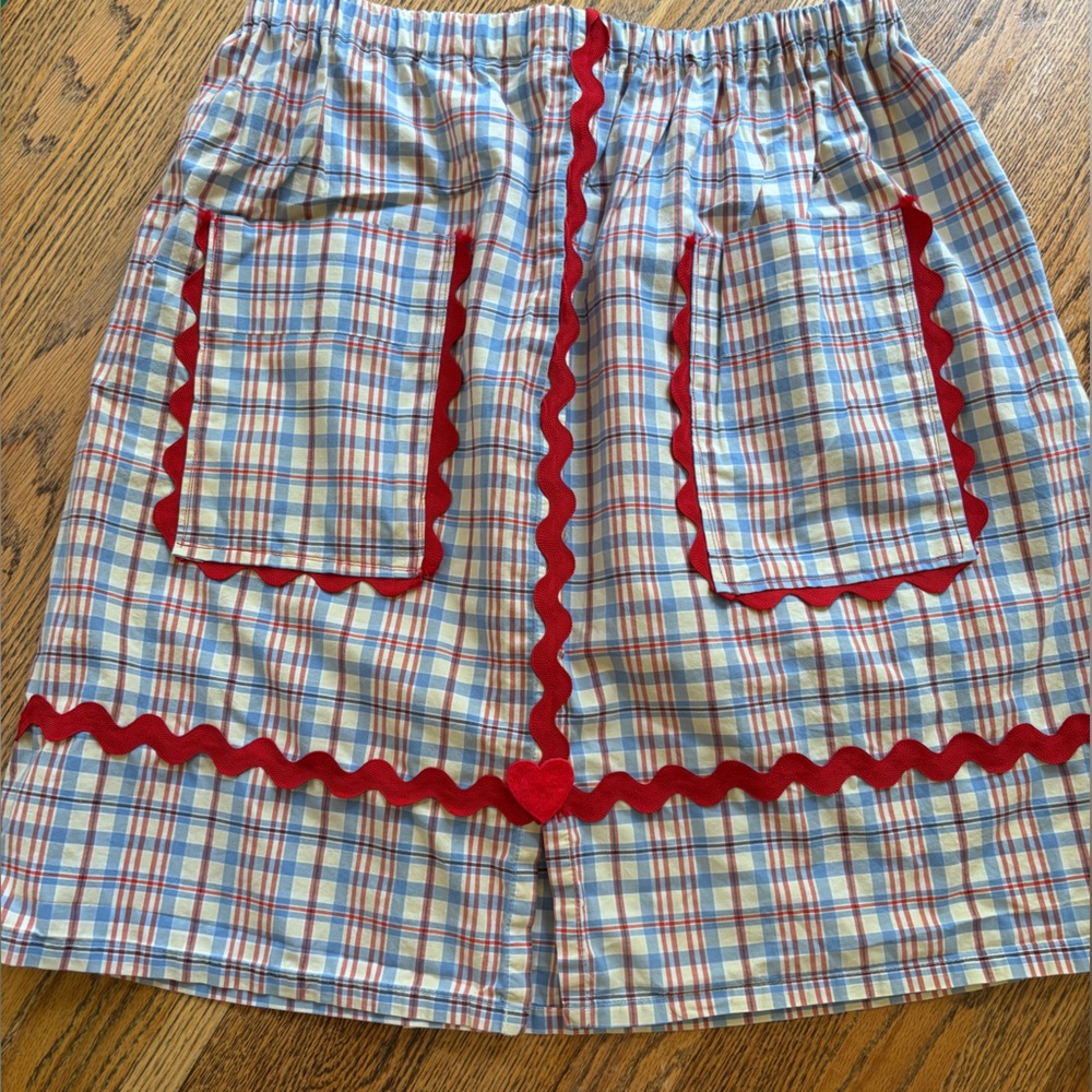 Handmade one of a kind vintage sheet skirt with Rickrack detail
